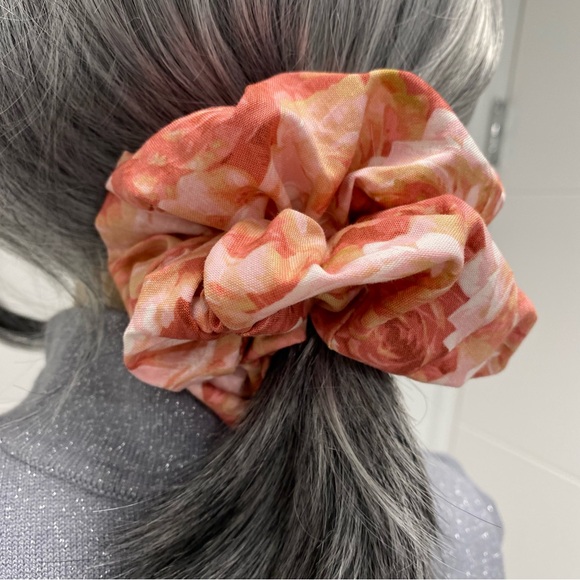 Rose Print Print Hair Scrunchie. Pink Multi. Medium - Picture 3 of 10